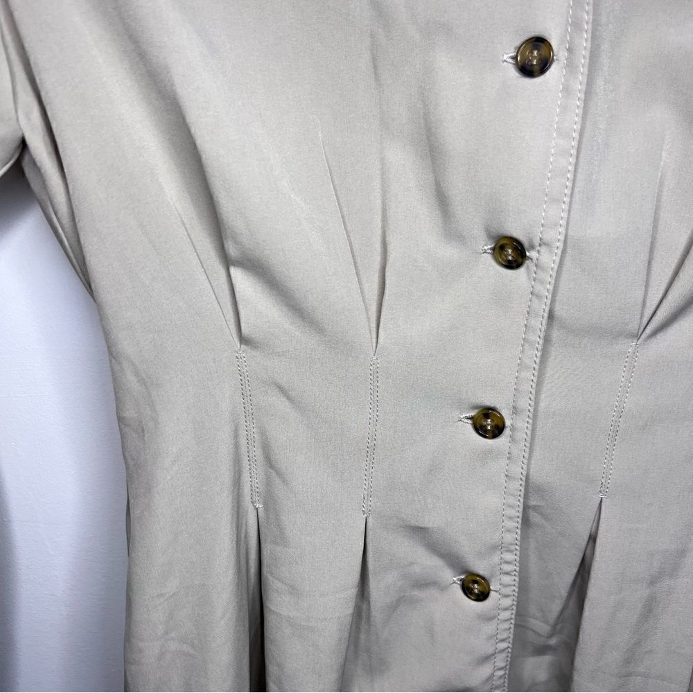 Avan Lily Button Front Dress - Picture 4 of 8